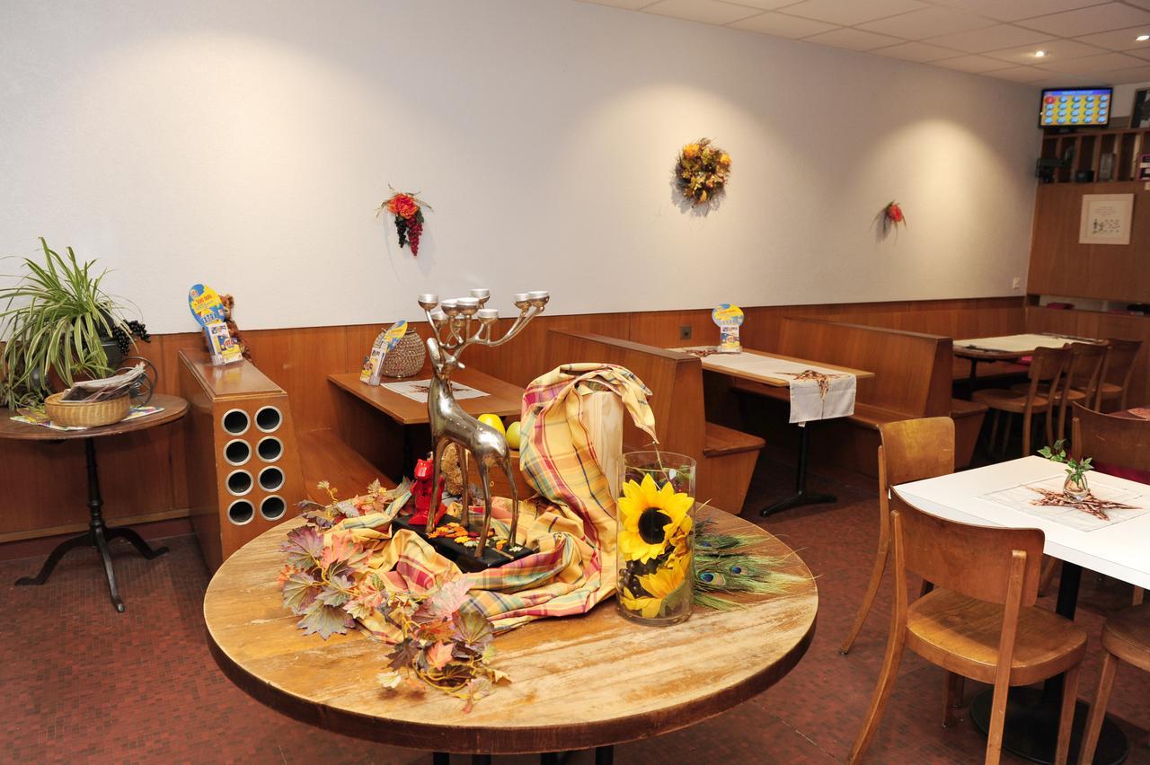 Hotel Restaurant Au Chasseur Orbe Экстерьер фото